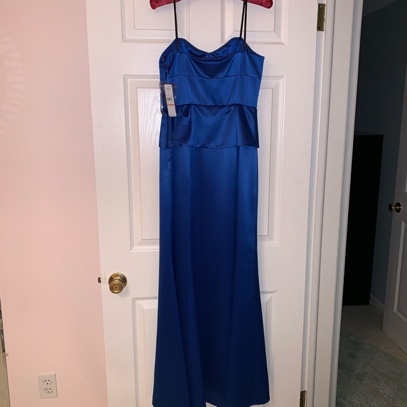 NWT Laundry by Shelli Segal Formal Dress - Picture 2 of 6
